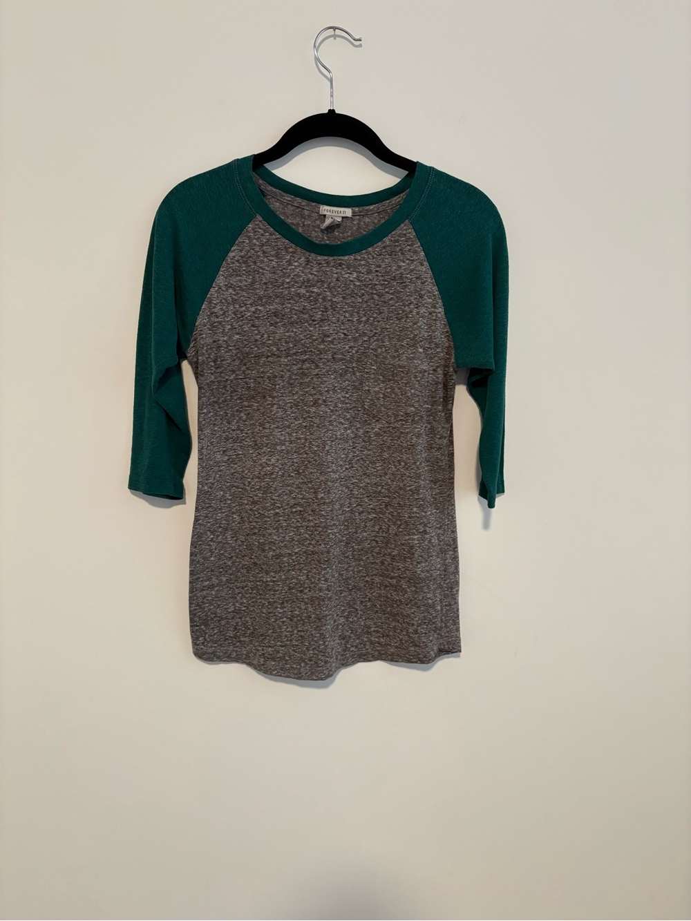 Forever 21 Green Sleeve Raglan Tee with Gray Body